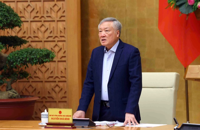 "Đại gia" Cần Thơ từng tuyên bố tự chi 100 tỷ USD làm đường sắt cao tốc Bắc - Nam không đến dự cuộc họp quan trọng, địa chỉ cung cấp cũng không liên lạc được - Ảnh 1. "Đại gia" Cần Thơ từng tuyên bố tự chi 100 tỷ USD làm đường sắt cao tốc Bắc - Nam không đến dự cuộc họp quan trọng, địa chỉ cung cấp cũng không liên lạc được - Ảnh 1.