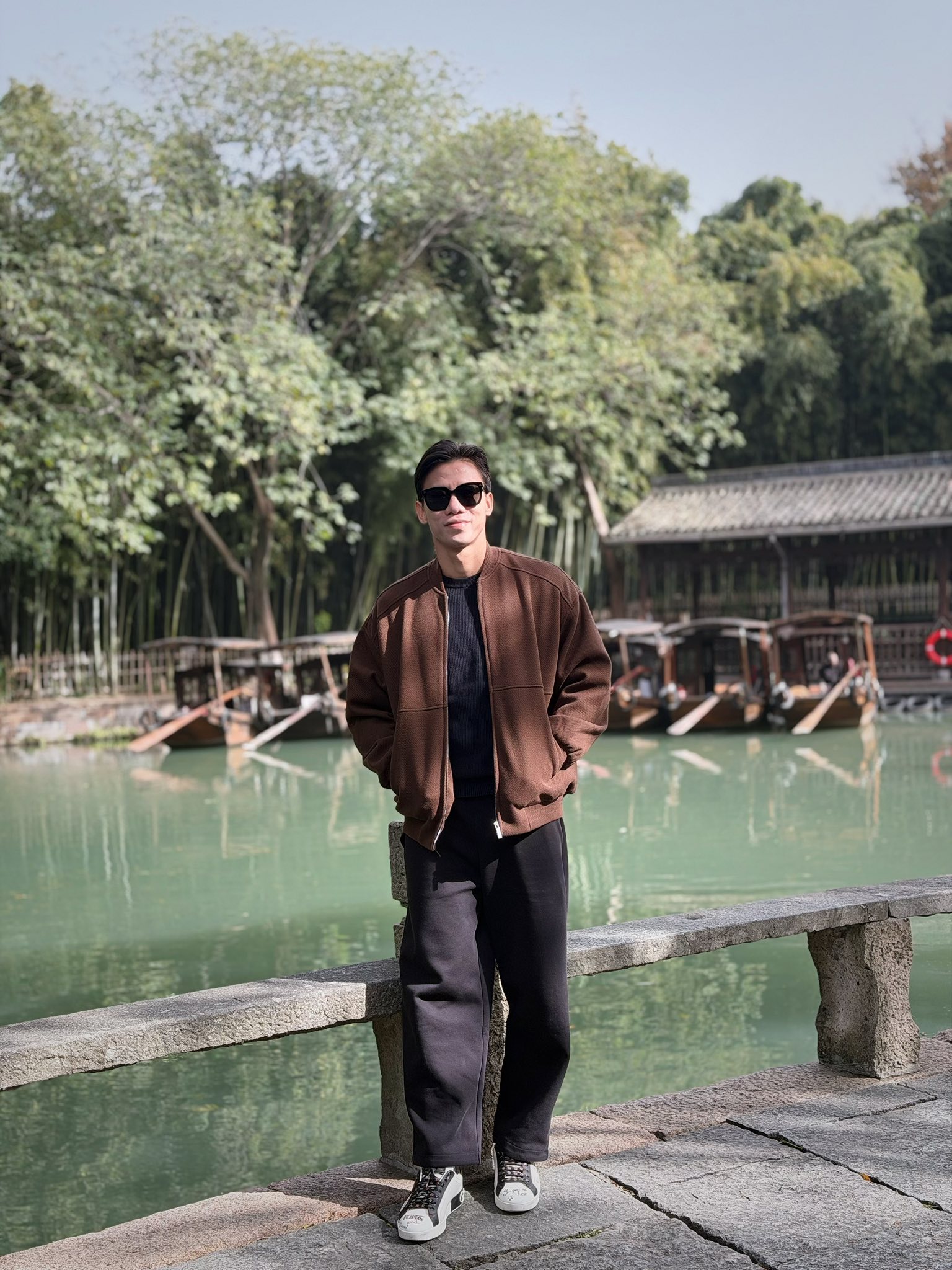 Đội trưởng tuyển Việt Nam đưa Hoa khôi ĐH Vinh đi du lịch mà ngỡ đóng phim ngôn tình, khung hình nào cũng "điện ảnh" - Ảnh 6.