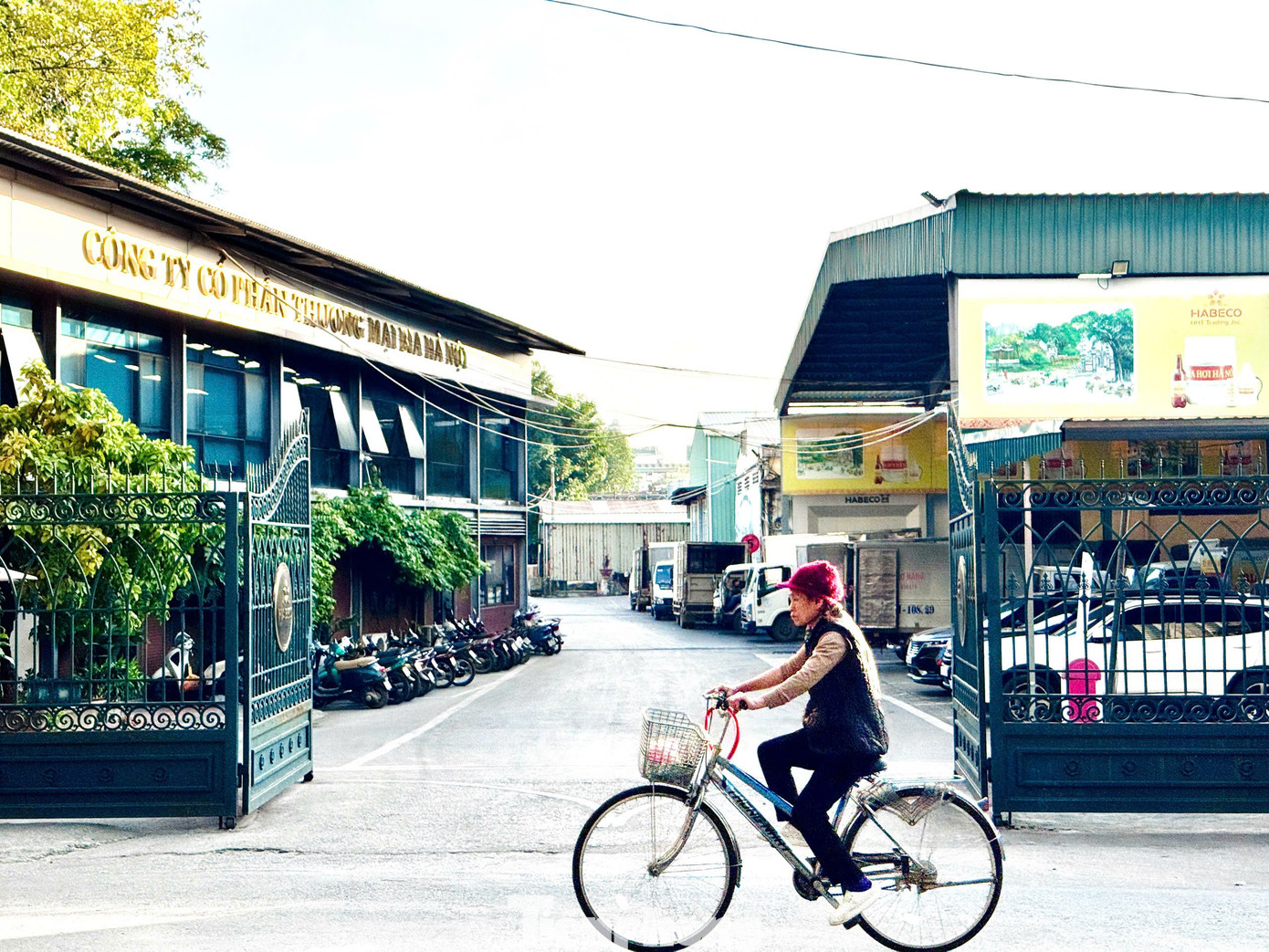 Di dời doanh nghiệp Hà Nội sắp diễn ra: Cận cảnh trụ sở đình đám một thời - Ảnh 12.