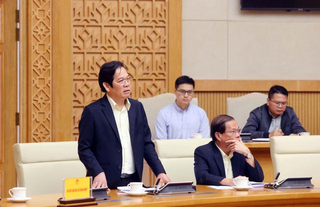 Thaco của tỷ phú Trần Bá Dương công bố bước đi lớn: Sẽ đi vay 80% vốn, lập loạt công ty con hút hàng chục tỷ USD để làm đường sắt cao tốc Bắc - Nam - Ảnh 1.