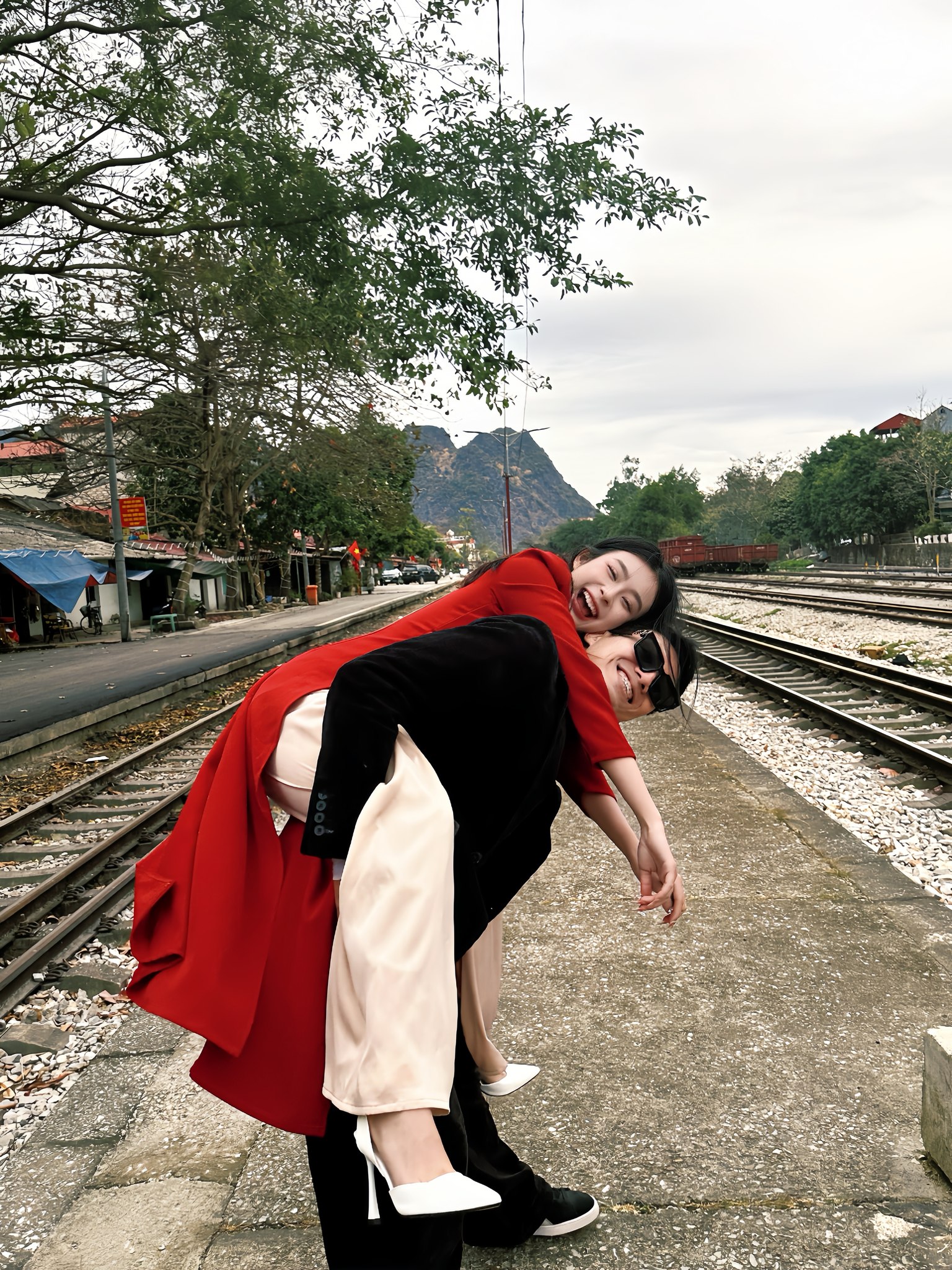 Cô gái Lạng Sơn “điên tình” ở Cách Em 1 Milimet: Ngoài đời yêu dancer tầm cỡ thế giới, hơn 16 tuổi- Ảnh 16.