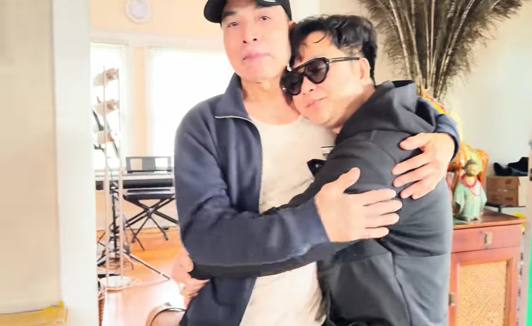 Nam ca sĩ ở Mỹ nói về Ngọc Sơn: "Con cái đầy"- Ảnh 2.