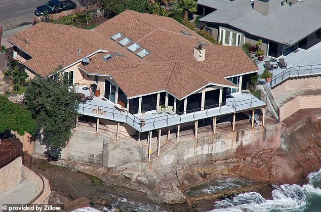 Tỷ phú công nghệ bị bắt cóc khỏi biệt thự 142 tỷ rồi sát hại: Nghi phạm chính là nhân viên cũ, nguyên nhân gây án đầy bất ngờ- Ảnh 2. Tỷ phú công nghệ bị bắt cóc khỏi biệt thự 142 tỷ rồi sát hại: Nghi phạm chính là nhân viên cũ, nguyên nhân gây án đầy bất ngờ- Ảnh 2.