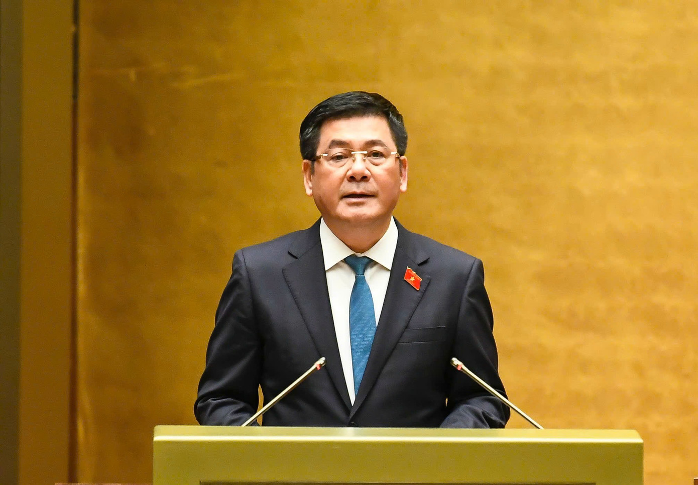 Đề Xuất Quy Định Mới Liên Quan Đến Hoạt Động Bán Hàng Livestream- Ảnh 1.