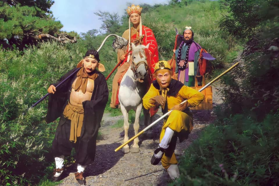 Ngồi xem lại Tây Du Ký, tôi phát hiện mình nóng nảy như Tôn Ngộ Không, than vãn như Trư Bát Giới khi dạy con- Ảnh 2.