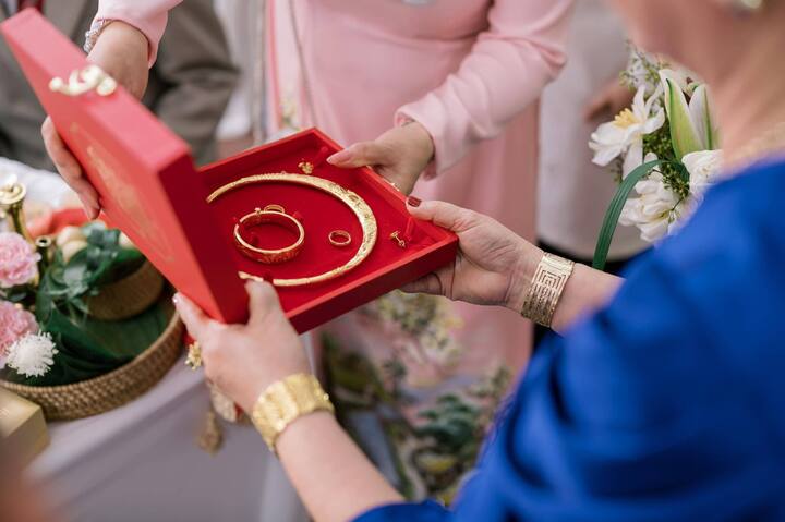 Nhà khá giả, tôi vẫn thách cưới 2 cây vàng để xem thành ý nhà trai- Ảnh 1.