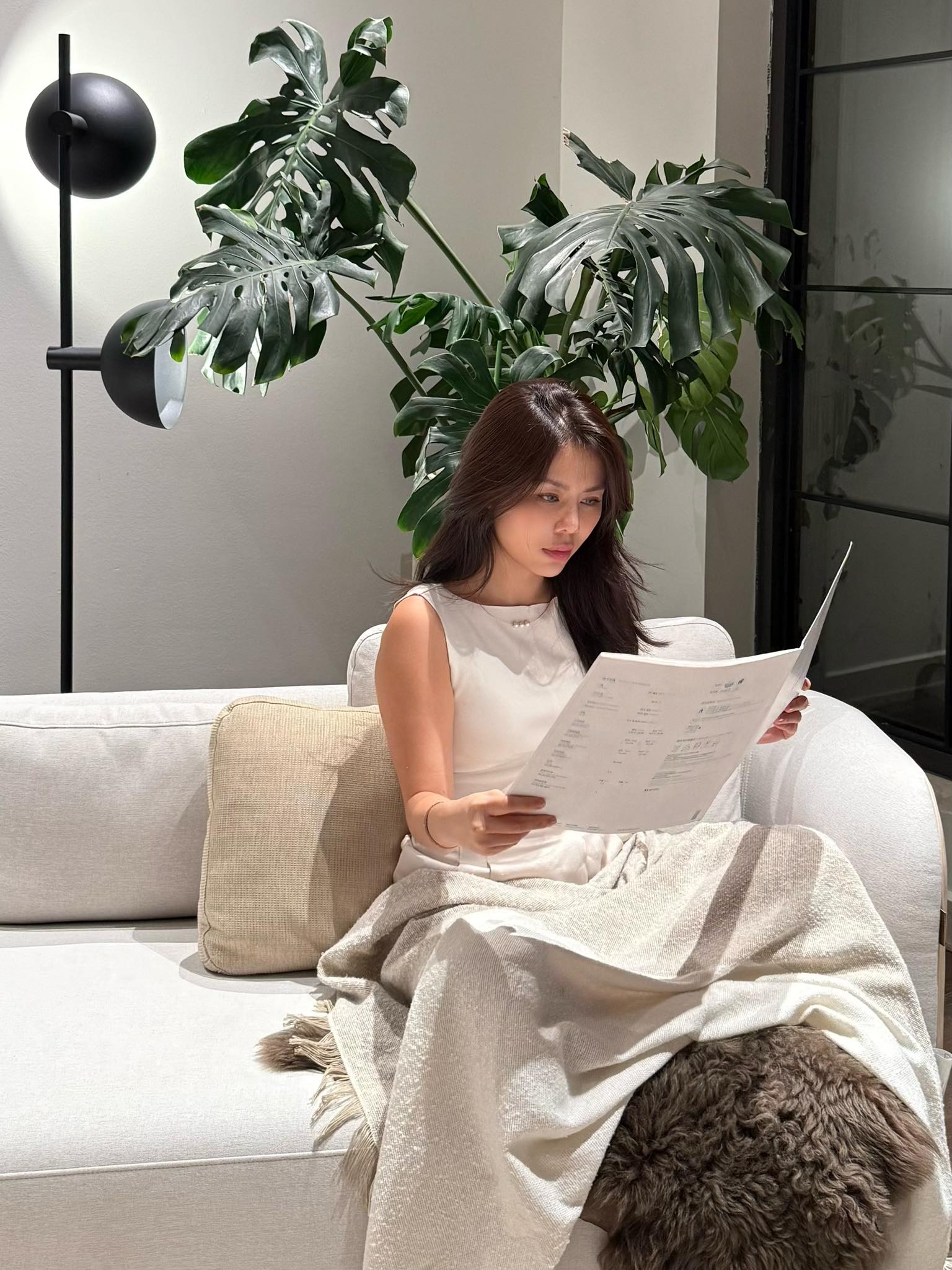 Nhà thiết kế, TikToker đi tìm mẹ sau 31 năm bị bỏ rơi đang dậy sóng là ai?- Ảnh 1. Nhà thiết kế, TikToker đi tìm mẹ sau 31 năm bị bỏ rơi đang dậy sóng là ai?- Ảnh 1.