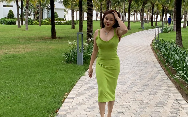 Nhận cái kết đắng vì 2 lần đổ vỡ, ngoài 50 tuổi nữ nghệ sĩ mới có cuộc sống an yên- Ảnh 1.