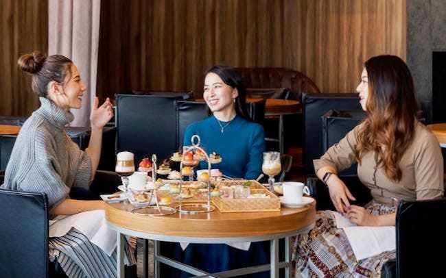 7 thói quen giúp phụ nữ trung niên sống khỏe, tiêu ít mà hạnh phúc hơn- Ảnh 2. 7 thói quen giúp phụ nữ trung niên sống khỏe, tiêu ít mà hạnh phúc hơn- Ảnh 2.