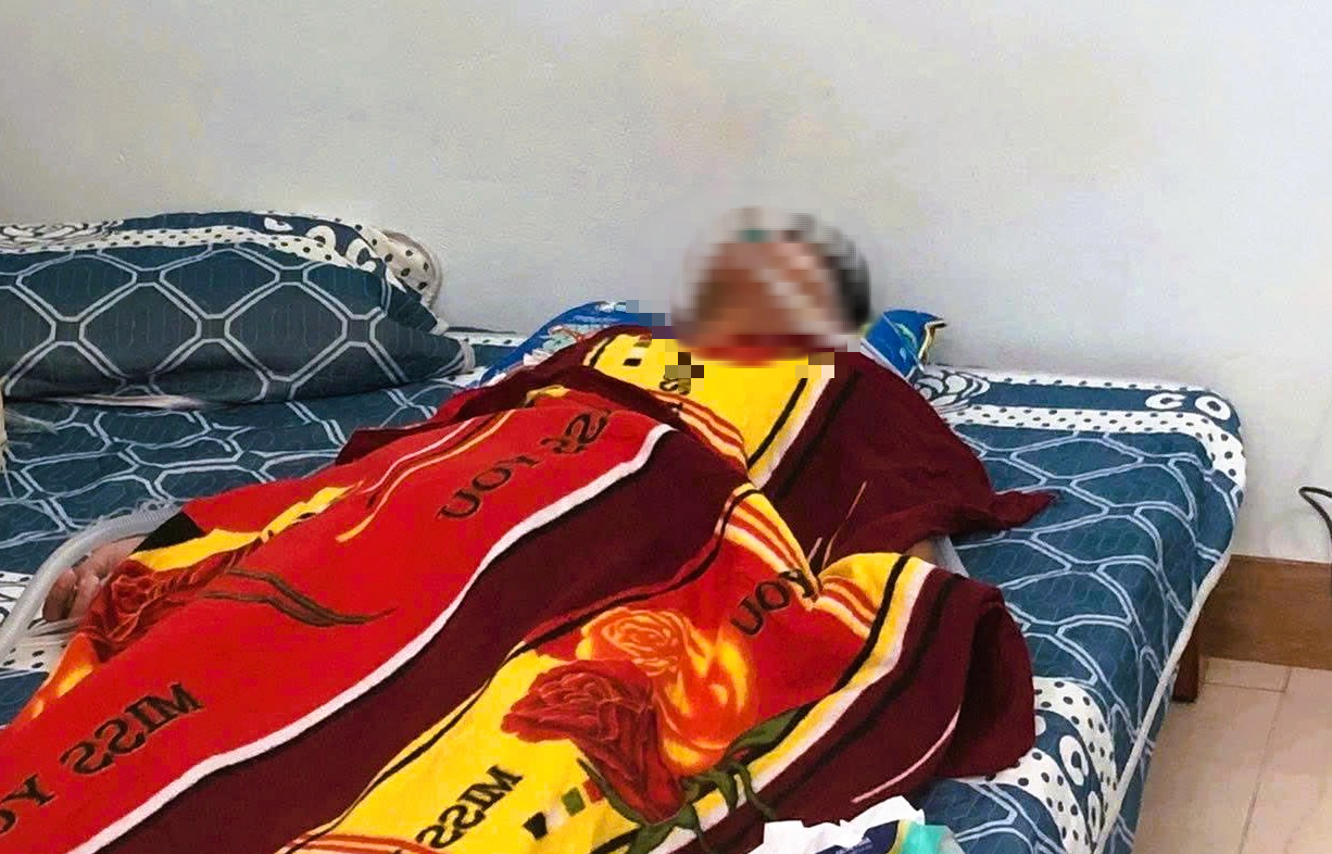 Nam Sinh Lớp 10 Bị Nhóm Bạn Cùng Trường Đánh Xuất Huyết Não, Tiên Lượng Xấu- Ảnh 2. Nam Sinh Lớp 10 Bị Nhóm Bạn Cùng Trường Đánh Xuất Huyết Não, Tiên Lượng Xấu- Ảnh 2.