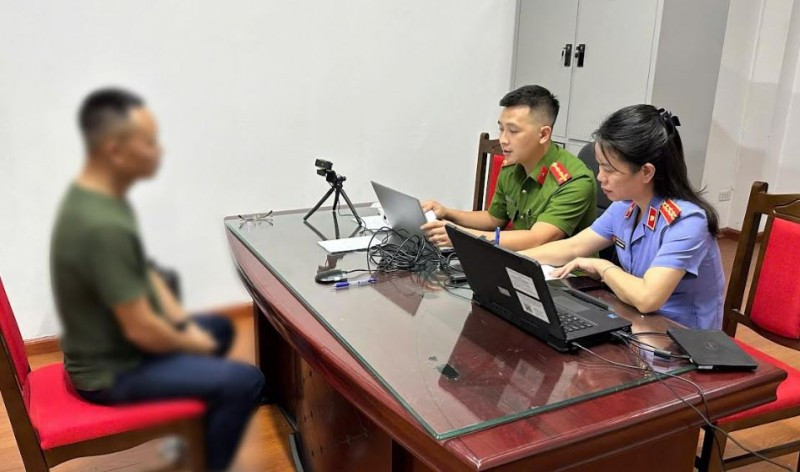 Thủ đoạn tinh vi của đối tượng cầm đầu đường dây lừa đảo tiền ảo 10.000 tỷ đồng- Ảnh 2.