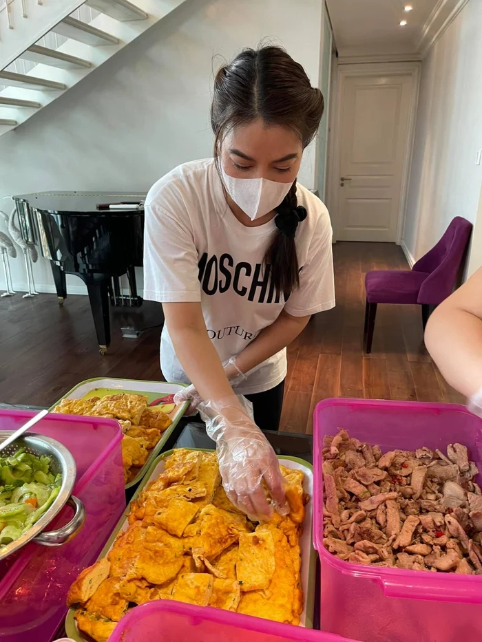 Trương Ngọc Ánh, Ngân 98, Quang Linh Vlogs bị bắt: Từ thiện không phải là cái phao cứu vãn tất cả- Ảnh 2.