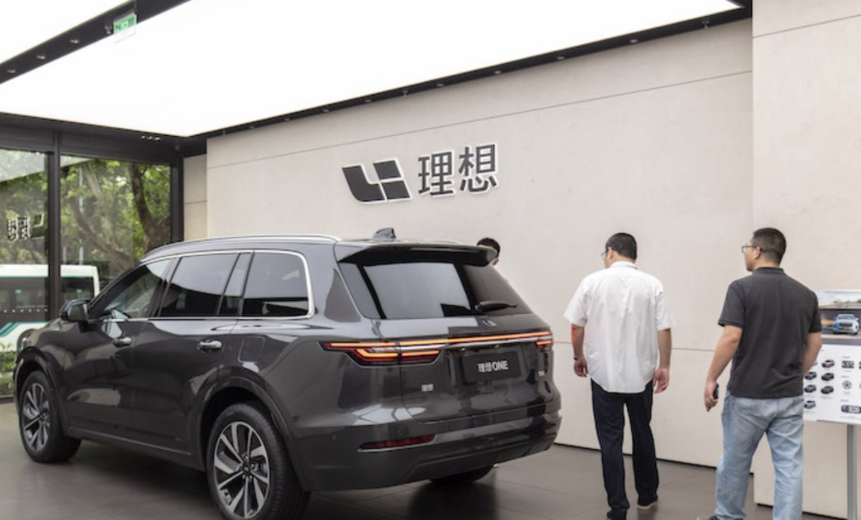 Lại thêm 1 hãng ô tô điện Trung Quốc phải triệu hồi 11.000 xe sau sự cố bốc cháy ngay giữa đường phố- Ảnh 1.