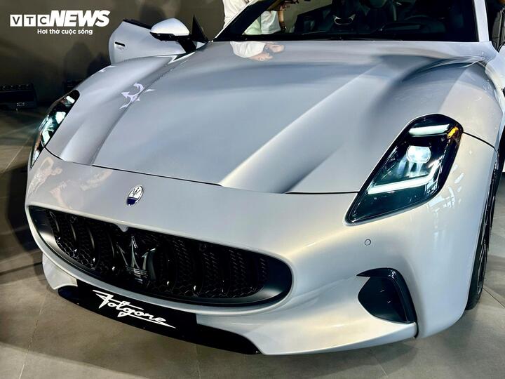 Ngắm xe mui trần thuần điện đầu tiên của Maserati, về Việt Nam giá 13,3 tỷ đồng- Ảnh 4.