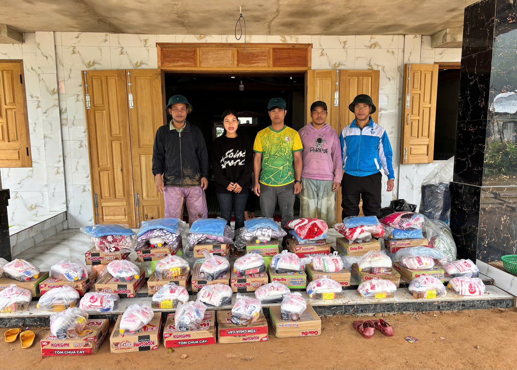 Cận cảnh ngôi làng ở Đà Nẵng bị lũ quét như làng Nủ- Ảnh 30.