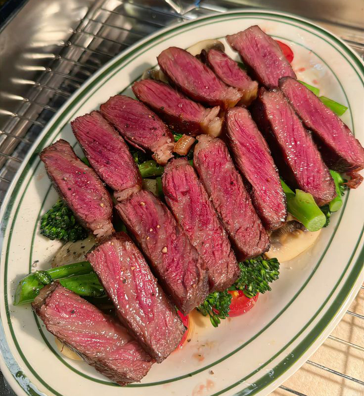 Phụ nữ sau tuổi 30 đừng quá tiết kiệm, mùa lạnh nhất định phải ăn 5 thứ này để bồi bổ, trẻ lâu hơn tuổi thật - Ảnh 2.