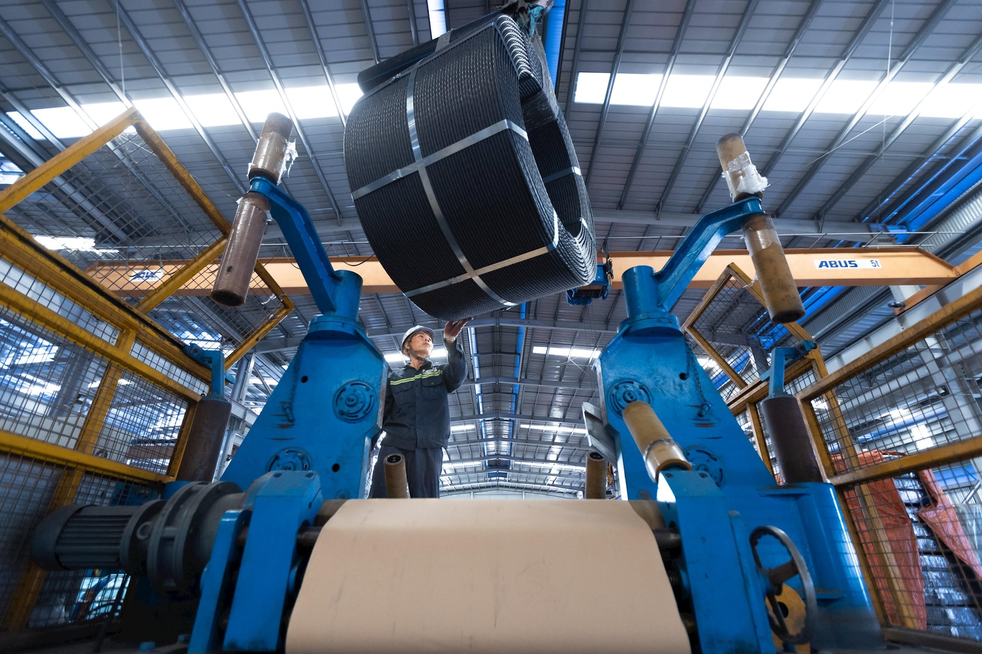 Hàng nghìn tấn loại thép cường độ cao duy nhất Hòa Phát sản xuất được tại Việt Nam được dùng tại Sân bay Long Thành,  các dự án cao tốc, Aeon Mall, Vinhomes - Ảnh 1.