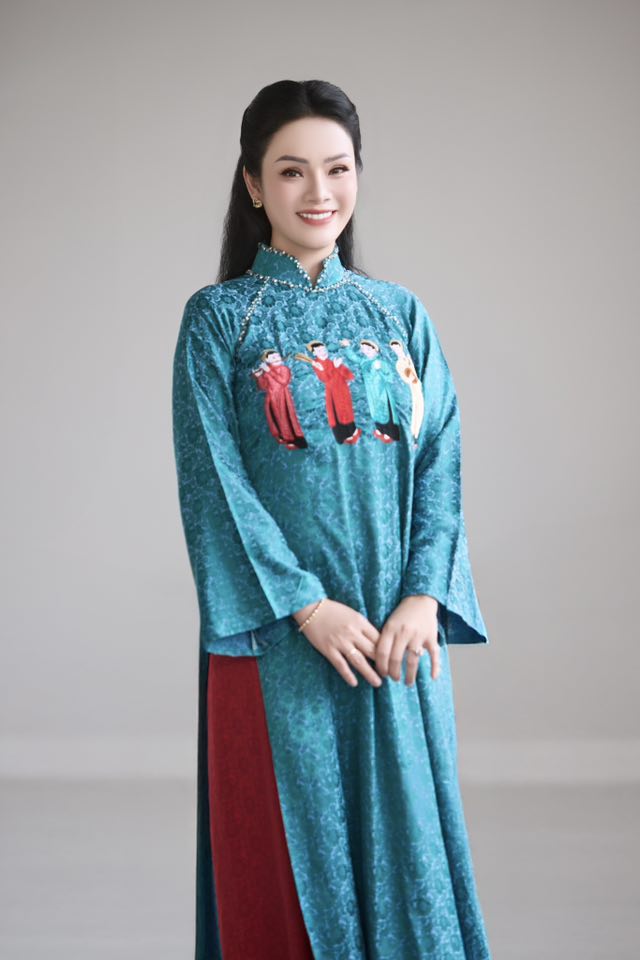 Nữ NSƯT vừa được phong hàm Phó giáo sư không chỉ học vấn khủng, nhan sắc còn trẻ đẹp bất ngờ - Ảnh 9.