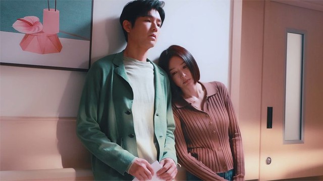 Khán giả ồ ạt tẩy chay, đòi gỡ gấp phim của Chung Hán Lương vì trái với luân thường đạo lý- Ảnh 1.