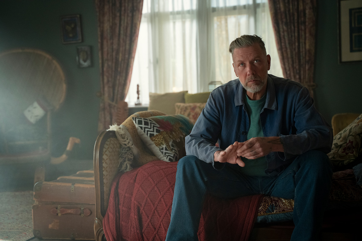 Xem phim Sex Education, tôi và chồng tranh cãi kịch liệt về việc ai là người đã đẩy con ra xa- Ảnh 1.