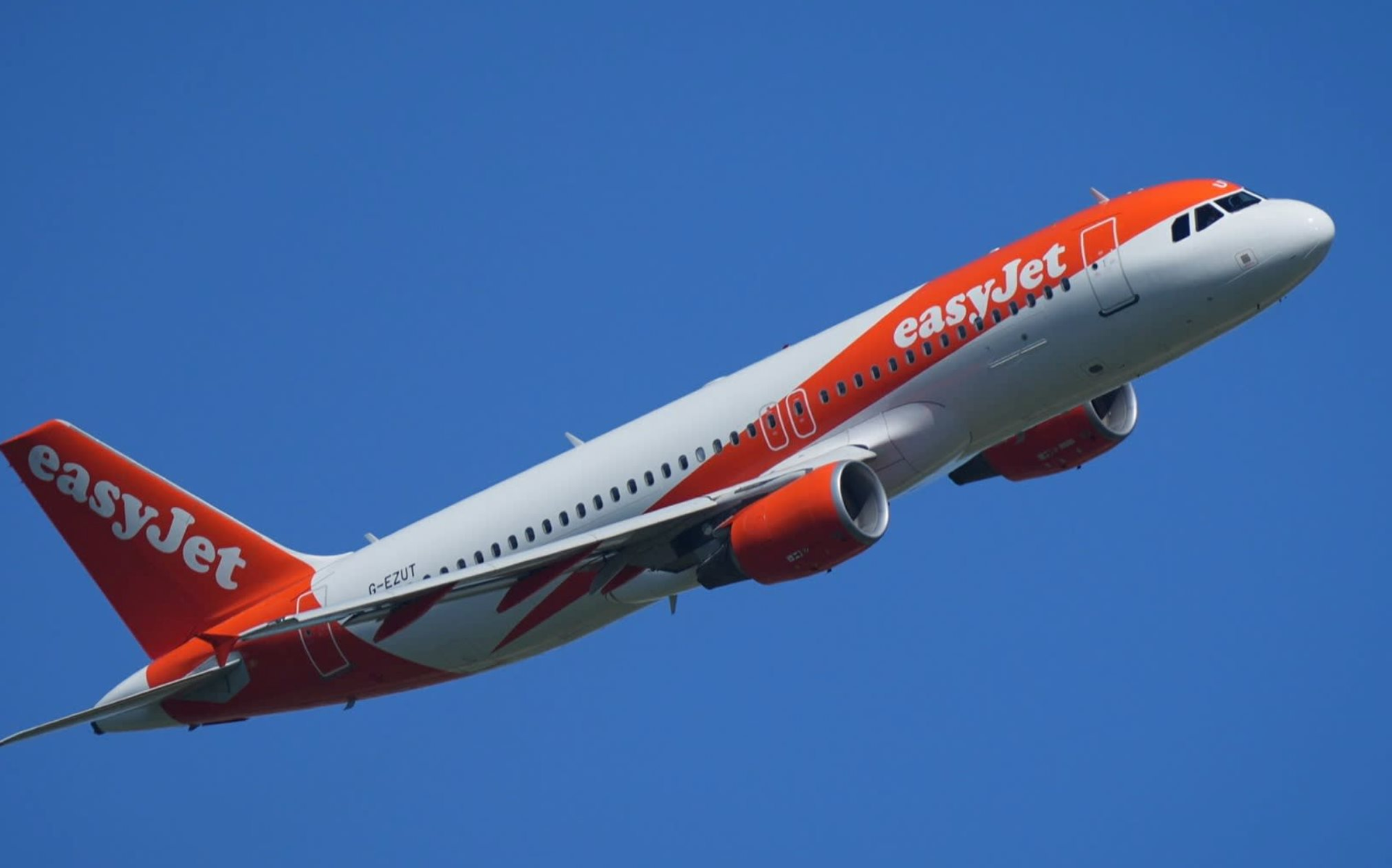 Airbus triệu hồi 6 . 000 Máy bay a 320: An toàn hàng không bị đe dọa - Ảnh 2.