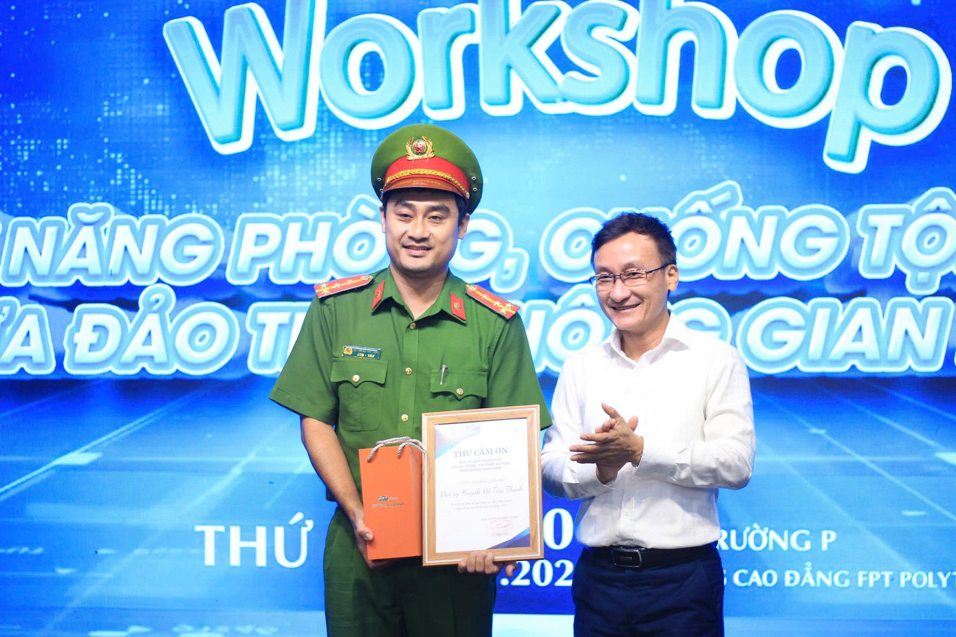 Công an cảnh báo sinh viên về chiêu thức lừa đảo online mới nhất - Ảnh 3.