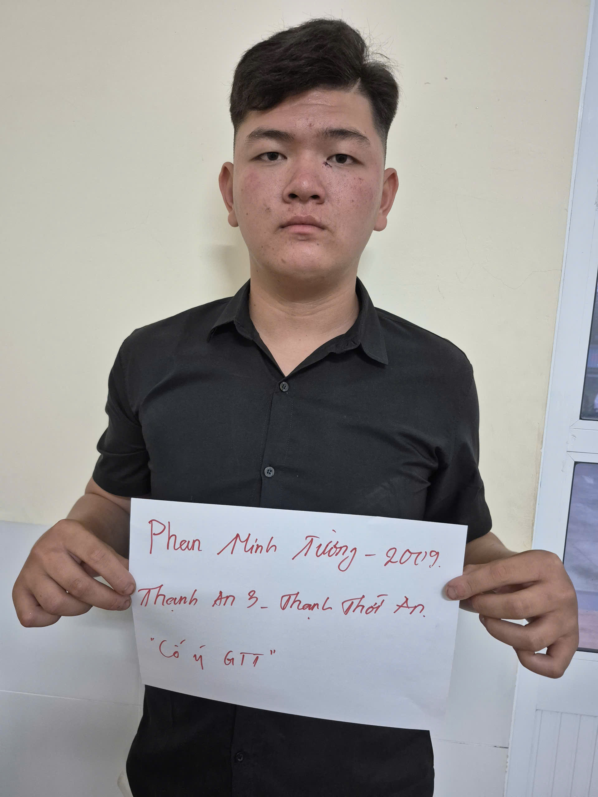 Án mạng tại tiệc cưới ở Cần Thơ: 3 Người thương vong trong xô xát - Ảnh 2.