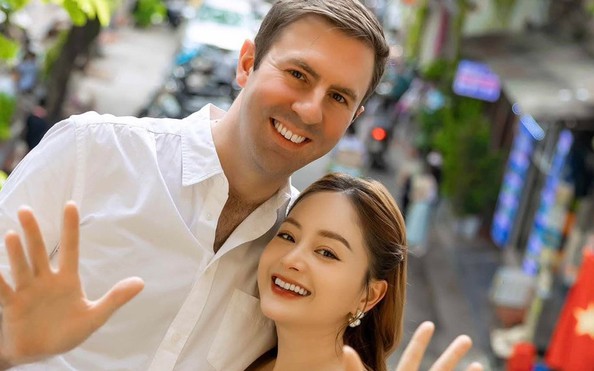 Lan Phương lên tiếng khi bị hỏi:  Lan Phương lên tiếng khi bị hỏi: