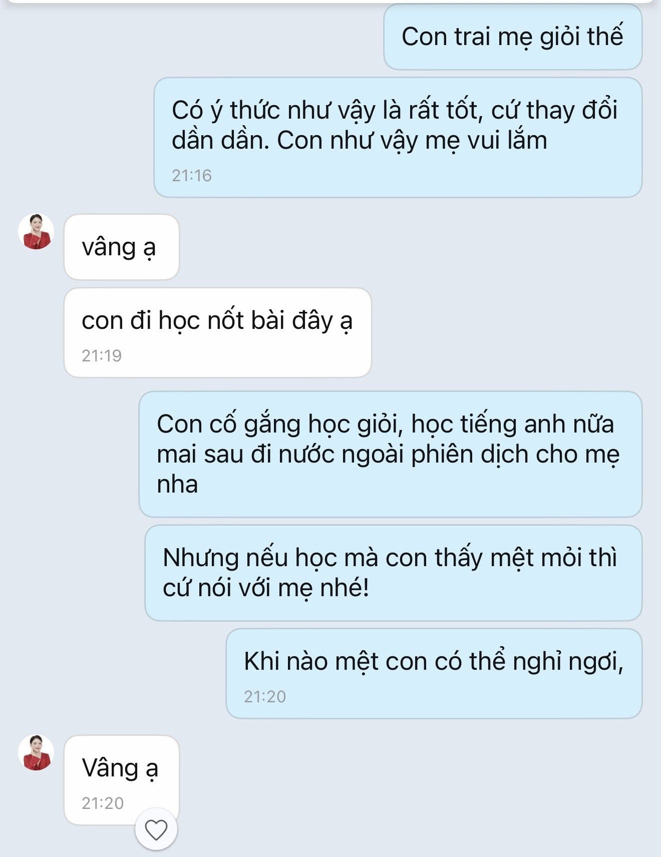 Bé Bo đã lớn thật rồi: Nhắn tin nhoay nhoáy, nói 1 câu mà làm mẹ Hoà Minzy "đứng hình"!- Ảnh 2. Bé Bo đã lớn thật rồi: Nhắn tin nhoay nhoáy, nói 1 câu mà làm mẹ Hoà Minzy "đứng hình"!- Ảnh 2.