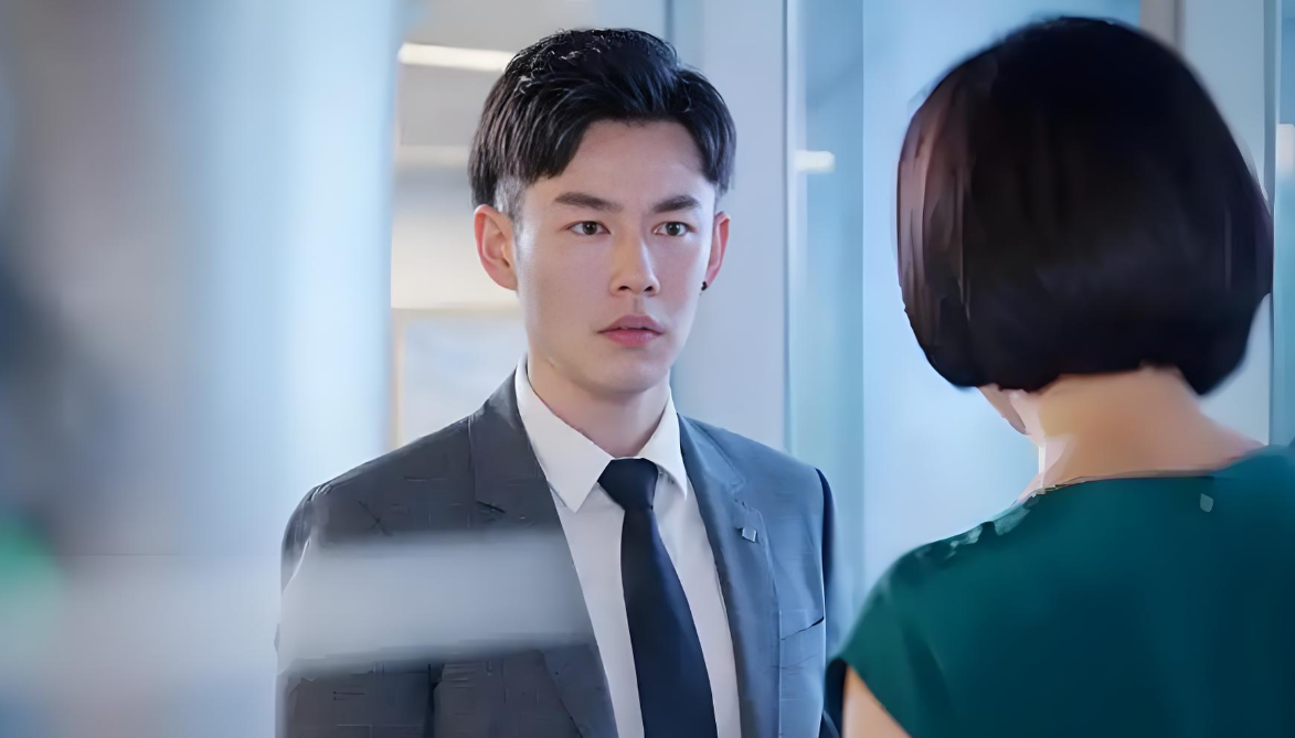 Nhờ lần bị vợ phát hiện ra tin nhắn chuyển khoản từ ngân hàng mà tôi đã có quyết tâm ly hôn- Ảnh 1.