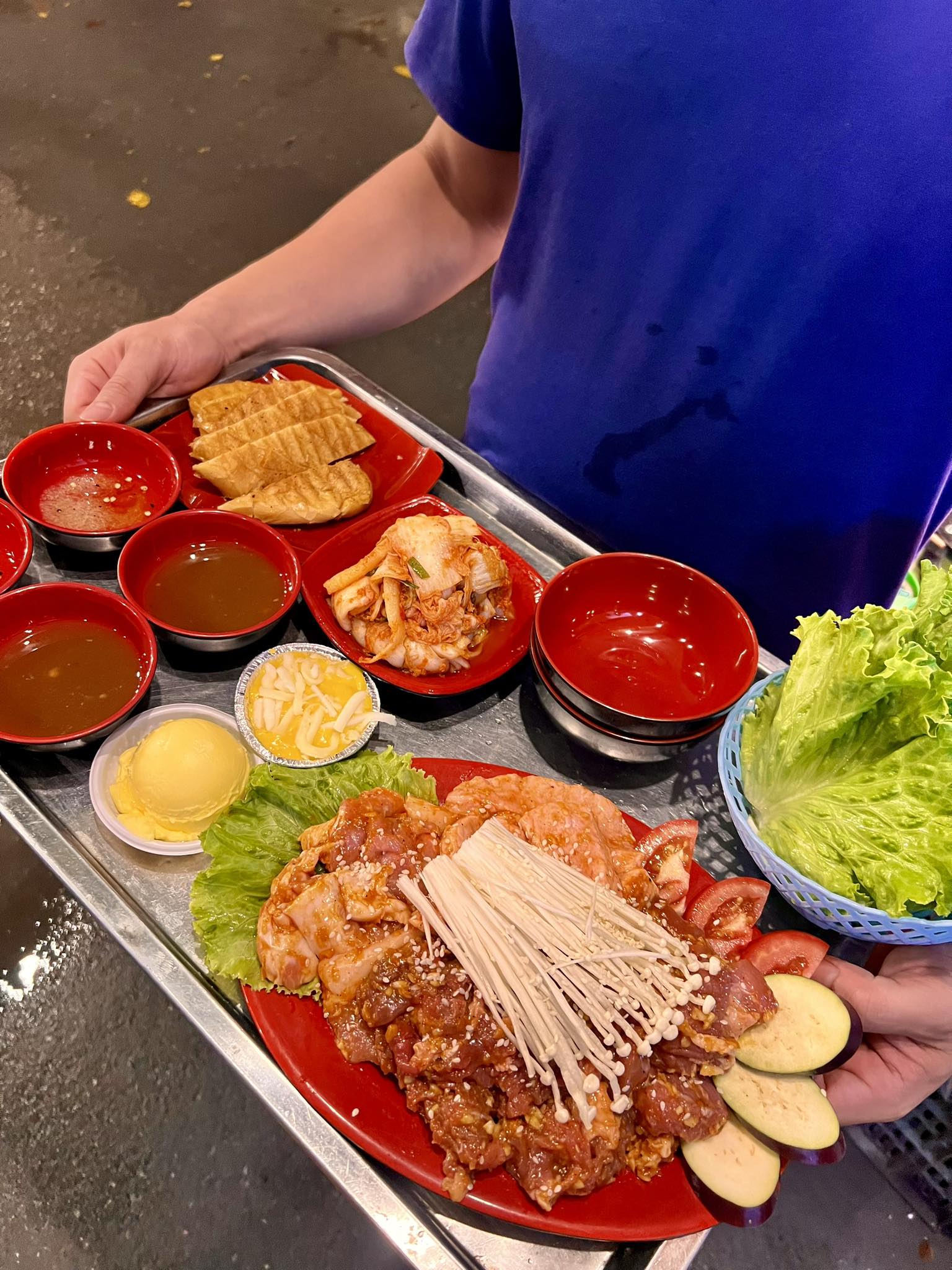 Quán nướng có chú chó giống trong game Quán nướng có chú chó giống trong game