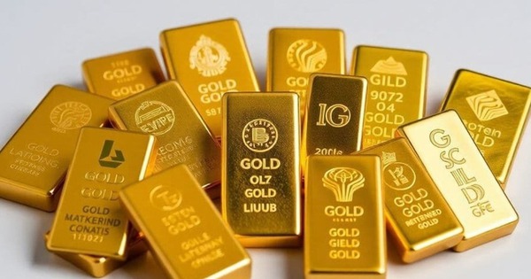 &quot;Chưa kịp cười đã khóc&quot;: Giá vàng hôm nay 4/11 tăng nóng rồi lao dốc