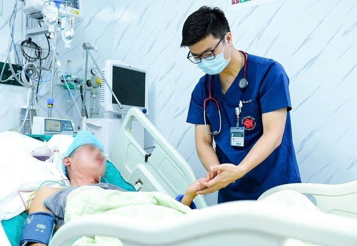 Liệt Nửa Người Sau Khi Tập Thể Dục Buổi Sáng- Ảnh 1.