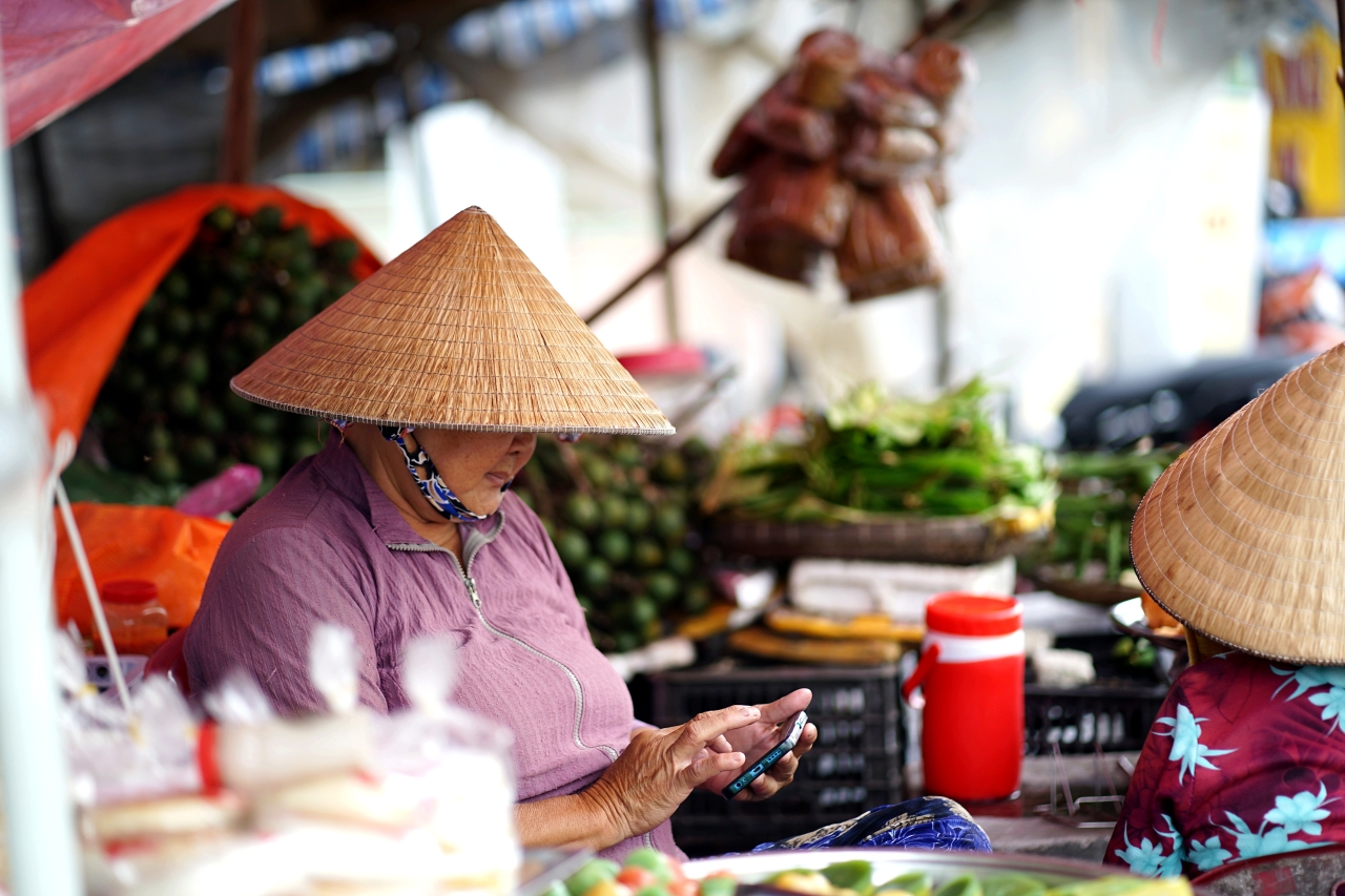 Cảnh lạ tại nhà chị Lê Thị Kiều sau vụ con 4 trai tháng tuổi không may rơi xuống kênh tử vong- Ảnh 8.