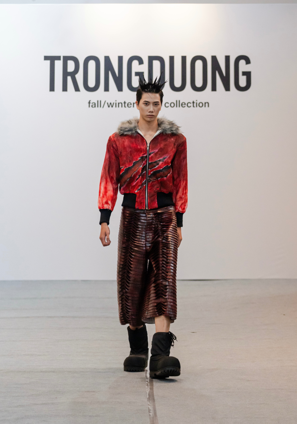 "Instinct" đậm chất đường phố của NTK Nguyễn Trọng Dương- Ảnh 5. "Instinct" đậm chất đường phố của NTK Nguyễn Trọng Dương- Ảnh 5.