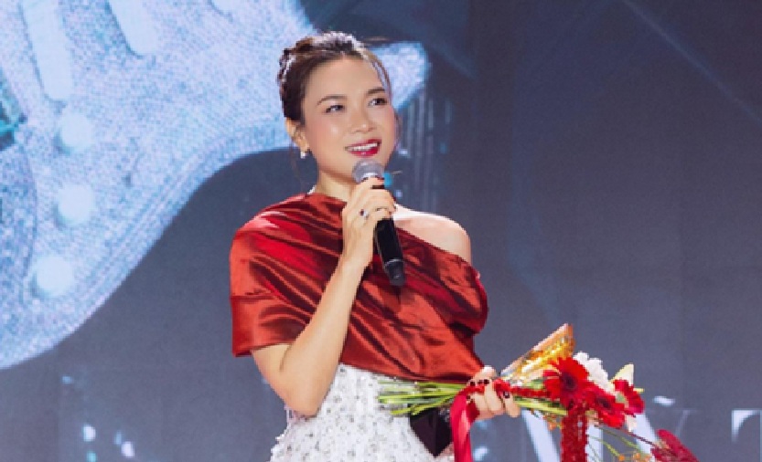 Nữ ca sĩ duy nhất trong lịch sử Việt Nam dám làm điều này tại Hà Nội- Ảnh 12.