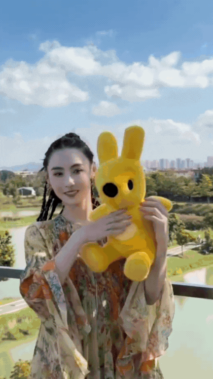 Phụ nữ tuổi trung niên nên học Trương Bá Chi 3 bí quyết “nuôi tướng đẹp” để may mắn và thành công trong năm 2026- Ảnh 8. Phụ nữ tuổi trung niên nên học Trương Bá Chi 3 bí quyết “nuôi tướng đẹp” để may mắn và thành công trong năm 2026- Ảnh 8.