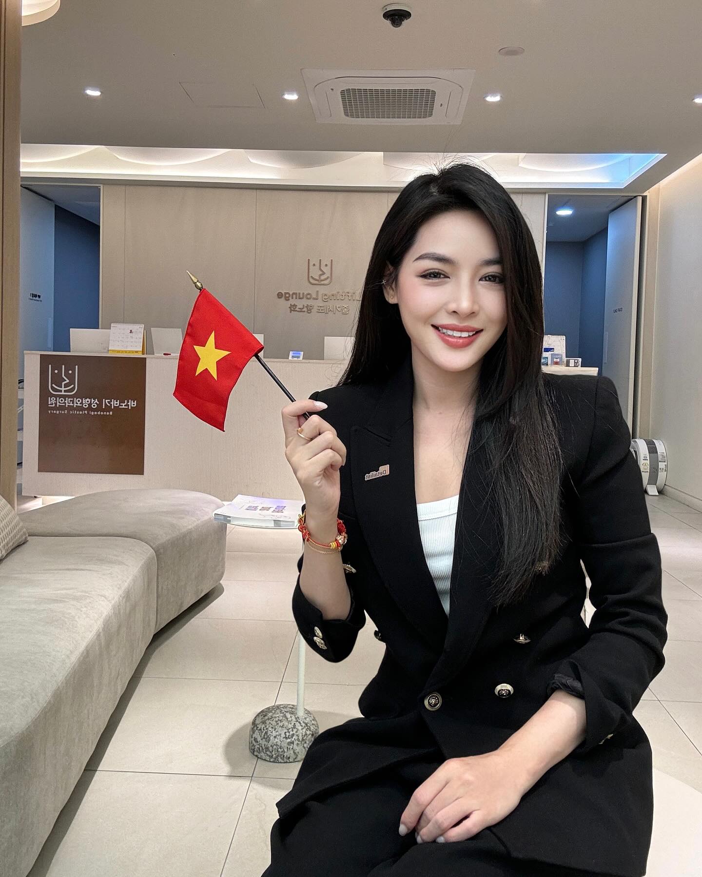 Hot girl thẩm mỹ thành công nhất Việt Nam nói 1 điều không ngờ với phiên bản 10 năm trước- Ảnh 8.