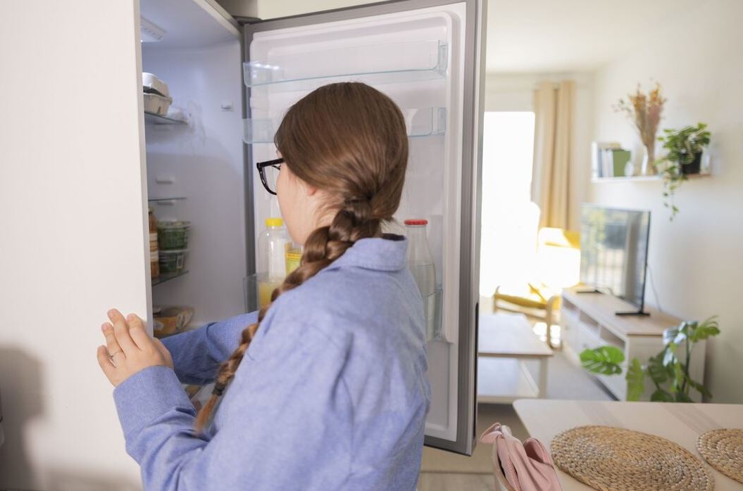 Sai Lầm Khi Cất Thịt Trong Tủ Lạnh Khiến Vi Khuẩn Lây Lan, Cả Nhà Ngộ Độc- Ảnh 1.