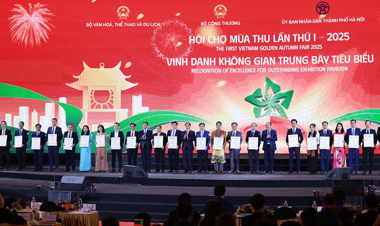 Kỷ lục: Việt Nam vừa thu gần 6.000 tỷ đồng từ một hội chợ- Ảnh 5. Kỷ lục: Việt Nam vừa thu gần 6.000 tỷ đồng từ một hội chợ- Ảnh 5.