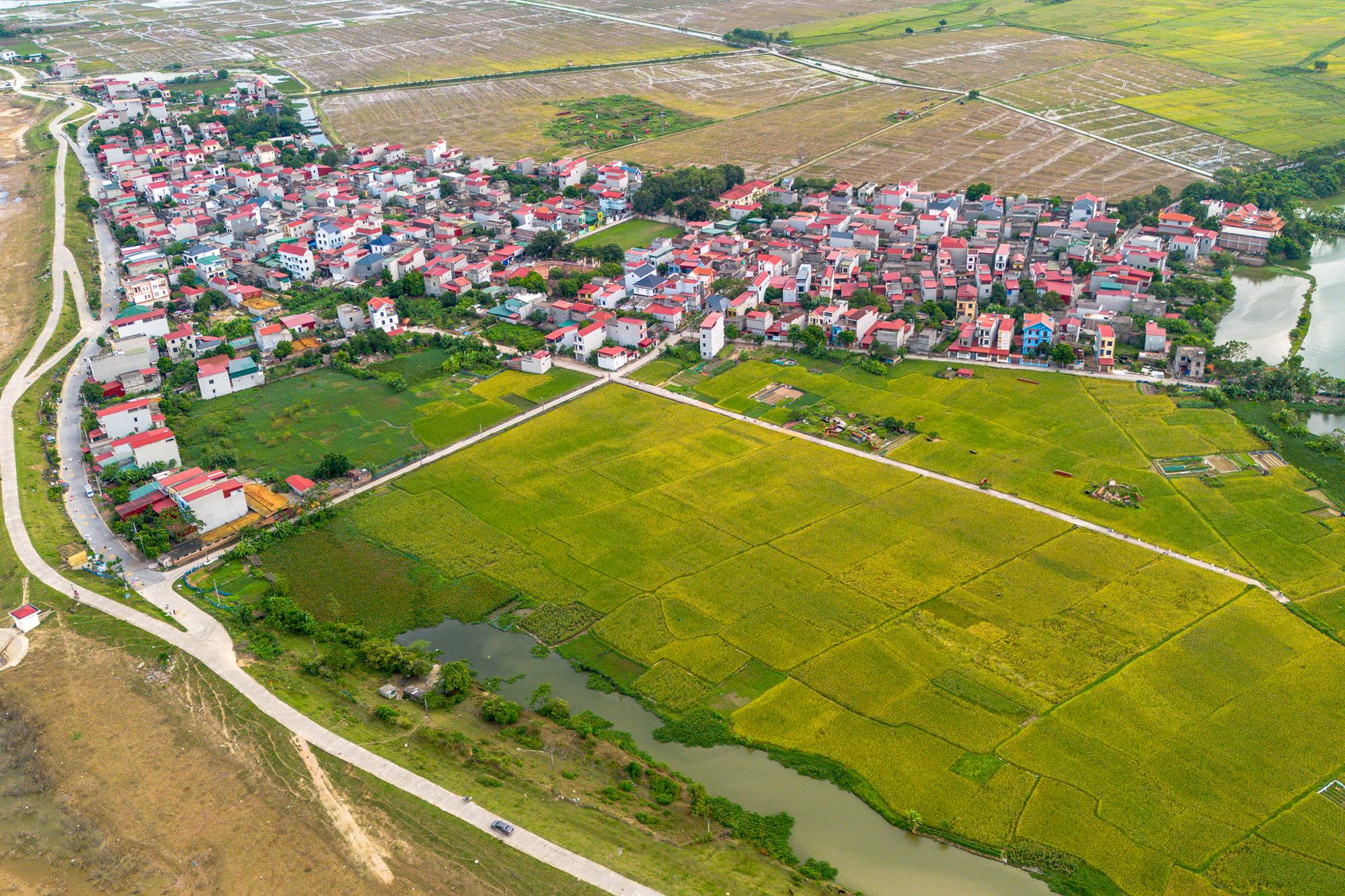 Toàn cảnh khu đất rộng gấp rưỡi phường Hoàn Kiếm, sắp được Vingroup đầu tư 41.000 tỷ làm khu đô thị ở Bắc Ninh- Ảnh 15. Toàn cảnh khu đất rộng gấp rưỡi phường Hoàn Kiếm, sắp được Vingroup đầu tư 41.000 tỷ làm khu đô thị ở Bắc Ninh- Ảnh 15.