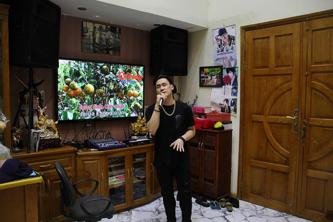 B&ecirc;n trong biệt thự 200 tỷ của Kh&aacute;nh Phương ở phường S&agrave;i G&ograve;n- Ảnh 12.