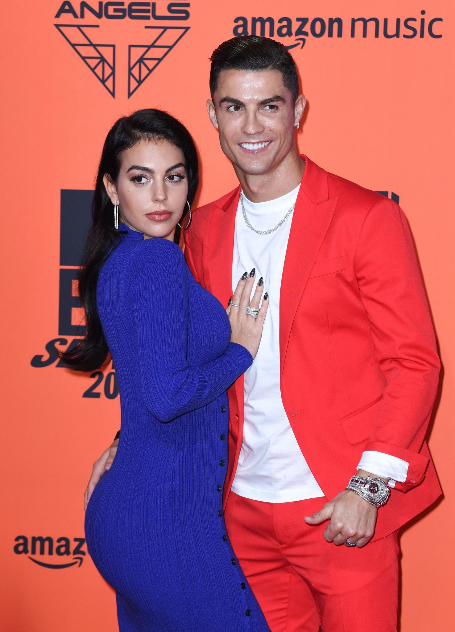 Hot: Ronaldo đích thân xác nhận thời gian tổ chức đám cưới với Georgina, mức độ xa hoa khiến ai cũng bất ngờ- Ảnh 3. Hot: Ronaldo đích thân xác nhận thời gian tổ chức đám cưới với Georgina, mức độ xa hoa khiến ai cũng bất ngờ- Ảnh 3.