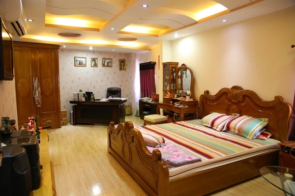 B&ecirc;n trong biệt thự 200 tỷ của Kh&aacute;nh Phương ở phường S&agrave;i G&ograve;n- Ảnh 8.