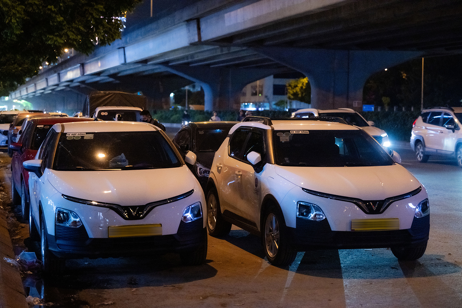 Đây là cảnh tượng tại tuyến đường qua khu chung cư Kim Văn - Kim Lũ (Hà Nội), 2 ngày sau thông tin lắp camera phạt nguội- Ảnh 9.