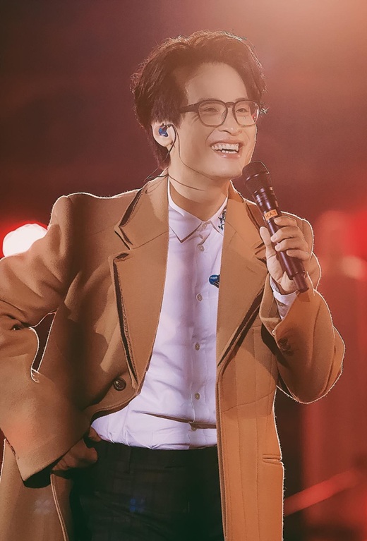 Cái đắt giá khó lý giải của nam ca sĩ chi 22 tỷ đồng từ thiện, sang tận Úc làm show- Ảnh 10.