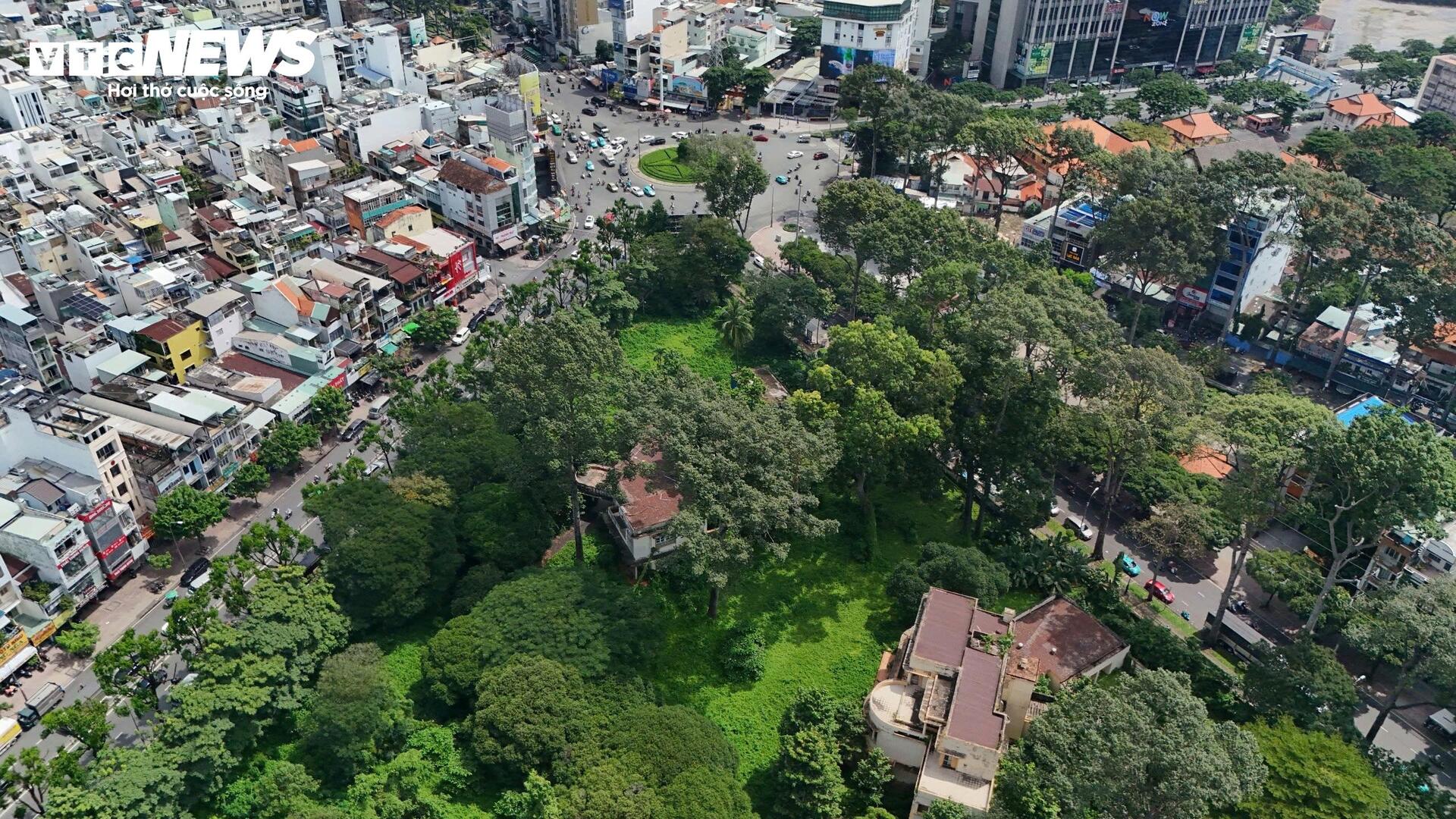 Cận cảnh khu 'đất vàng' trước ngày thành đài tưởng niệm nạn nhân COVID-19- Ảnh 2.