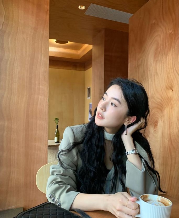 Chới với ngưỡng cửa 30, khi câu trả lời ‘ổn’ không thật sự mang nghĩa ‘ổn’!!- Ảnh 1. Chới với ngưỡng cửa 30, khi câu trả lời ‘ổn’ không thật sự mang nghĩa ‘ổn’!!- Ảnh 1.