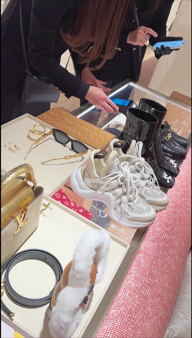 Đoàn Di Băng tiêu tiền ác- Ảnh 10.