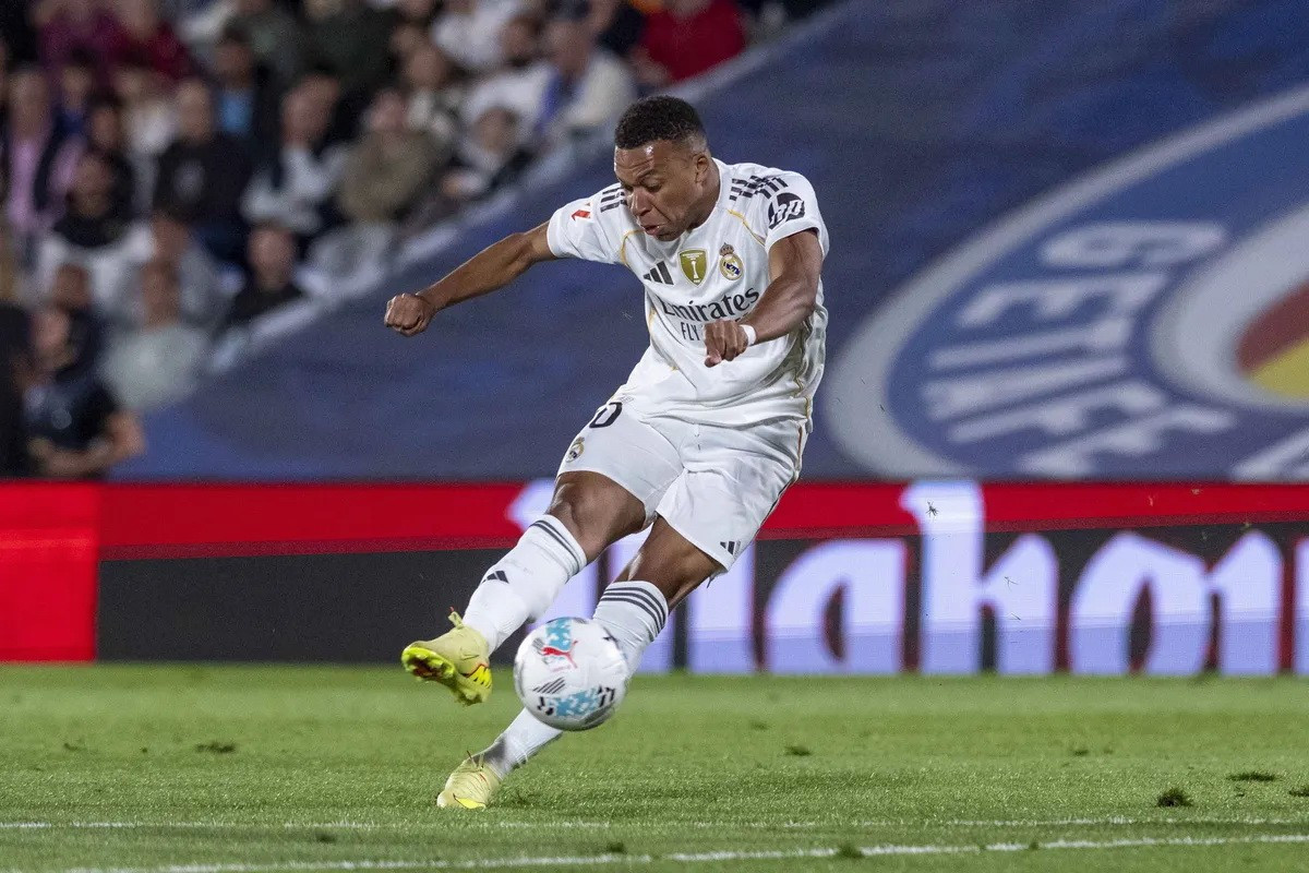 Liverpool tiếp đà trở lại mạnh mẽ bằng chiến thắng trước Real Madrid- Ảnh 2.